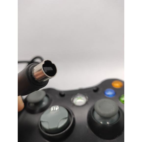 Microsoft XBOX 360 Gamestop Wired Game Controller - Black - Picture 7 of 7